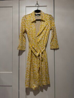 Diane Von Furstenberg DVF  yellow floral wrap dress